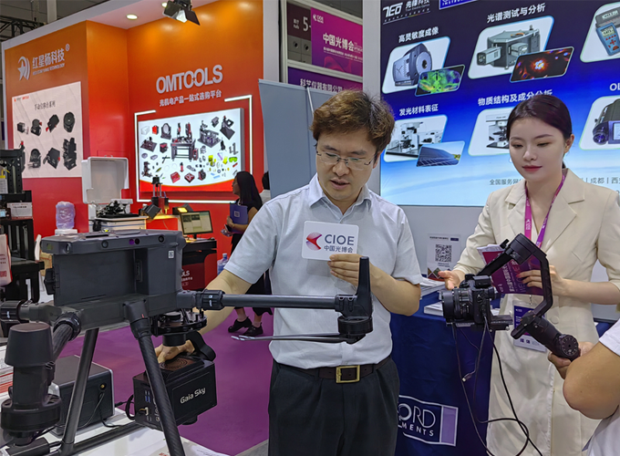 【创新产品展】通宝TB888亮相CIOE光博会，探索高光谱新领域